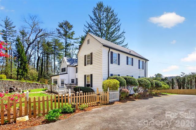 60 Henry Lane, Spruce Pine, NC 28777