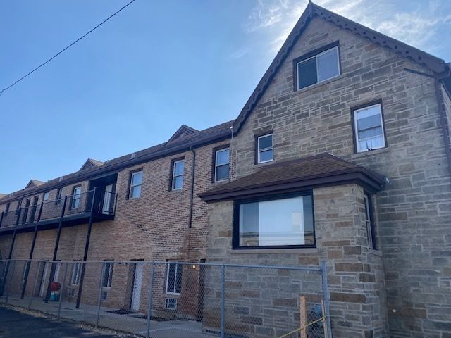 171 N 25th Avenue 8, Melrose Park, IL 60160