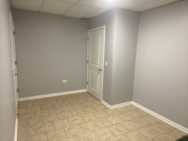 171 N 25th Avenue 8, Melrose Park, IL 60160