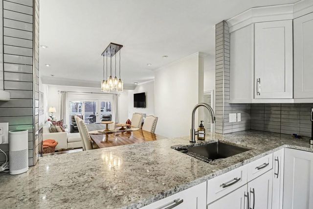 8 Alston NE Place, Atlanta, GA 30324