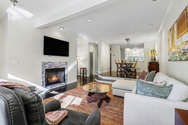 8 Alston NE Place, Atlanta, GA 30324