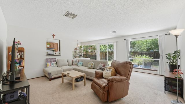 5938 HIDDEN BOULDER ST, San Antonio, TX 78250