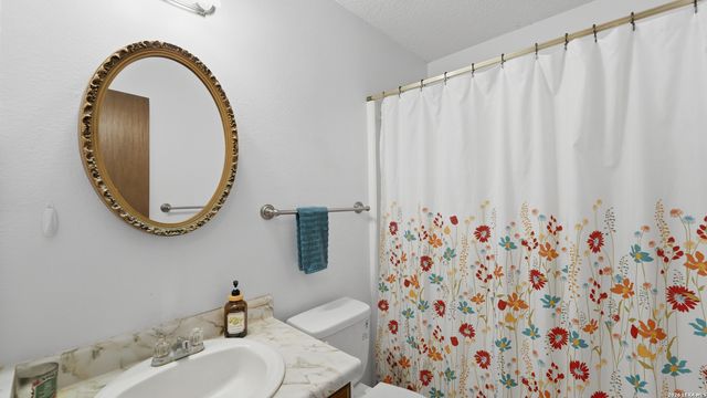 5938 HIDDEN BOULDER ST, San Antonio, TX 78250