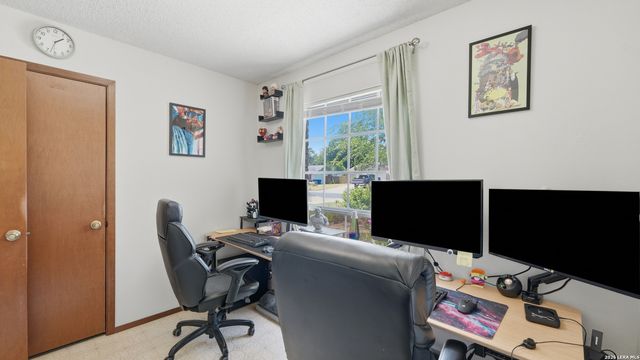 5938 HIDDEN BOULDER ST, San Antonio, TX 78250