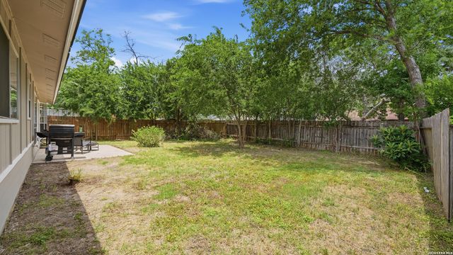 5938 HIDDEN BOULDER ST, San Antonio, TX 78250