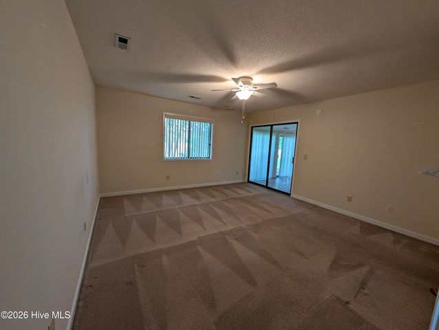 5916 Chester Street, Wilmington, NC 28405