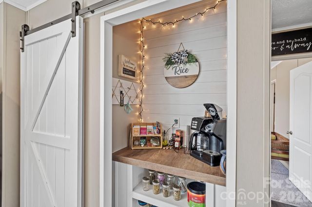 59 Alberto Way, Hendersonville, NC 28792