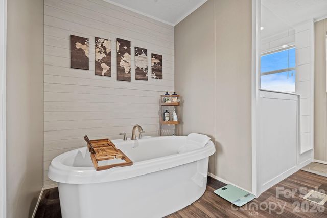 59 Alberto Way, Hendersonville, NC 28792