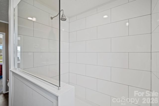 59 Alberto Way, Hendersonville, NC 28792