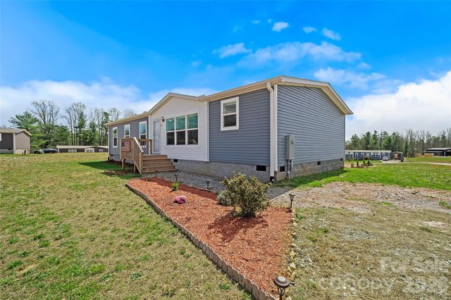 59 Alberto Way, Hendersonville, NC 28792