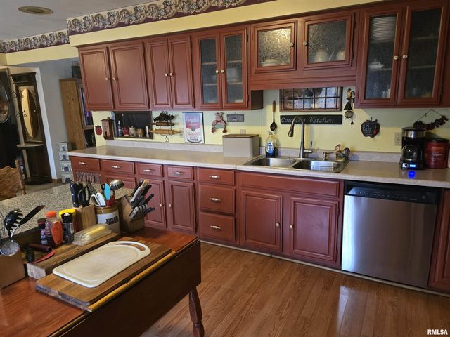 30772 E County Road 2400 N Road, Manito, IL 61546