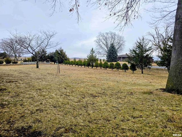 30772 E County Road 2400 N Road, Manito, IL 61546