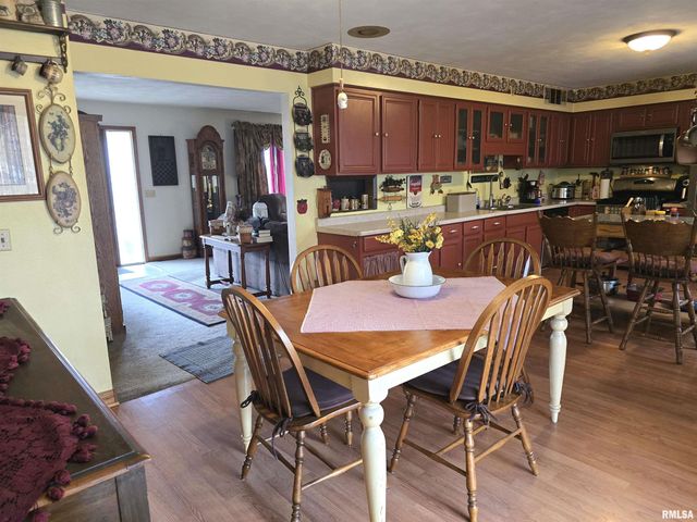 30772 E County Road 2400 N Road, Manito, IL 61546