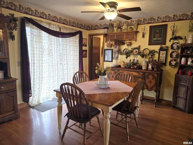 30772 E County Road 2400 N Road, Manito, IL 61546