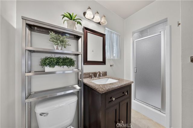 1919 Nipomo, Long Beach, CA 90815