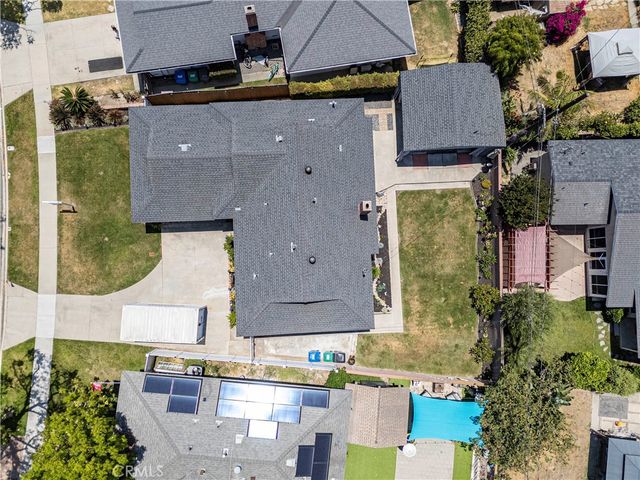 1919 Nipomo, Long Beach, CA 90815