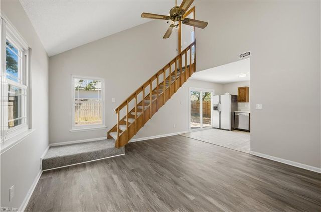 5441 Chatham Hall DR, Virginia Beach, VA 23464