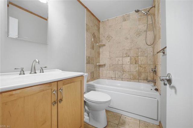 5441 Chatham Hall DR, Virginia Beach, VA 23464