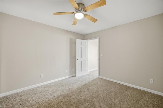 5441 Chatham Hall DR, Virginia Beach, VA 23464