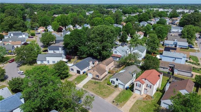 5441 Chatham Hall DR, Virginia Beach, VA 23464