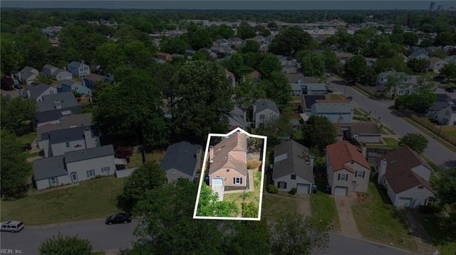 5441 Chatham Hall DR, Virginia Beach, VA 23464