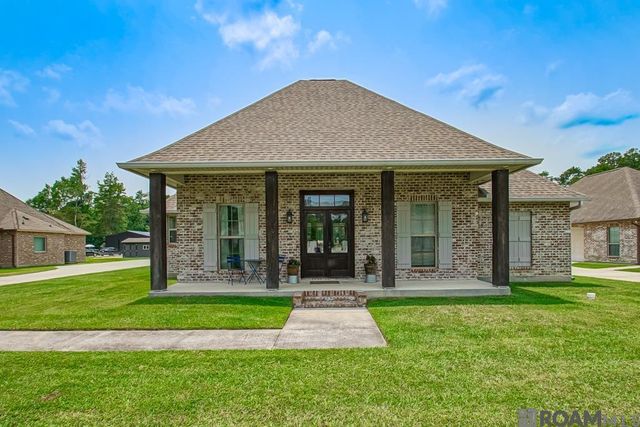 34951 Clinton Allen Rd, Denham Springs, LA 70706