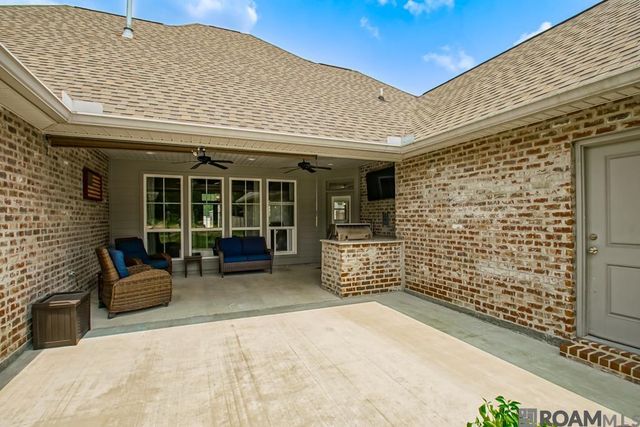 34951 Clinton Allen Rd, Denham Springs, LA 70706