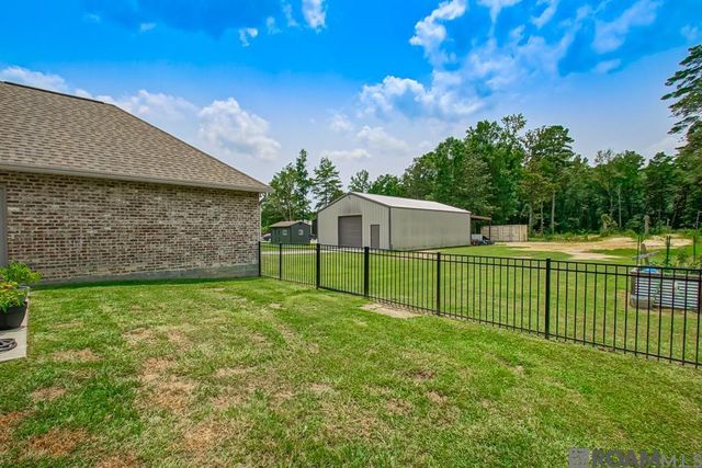34951 Clinton Allen Rd, Denham Springs, LA 70706