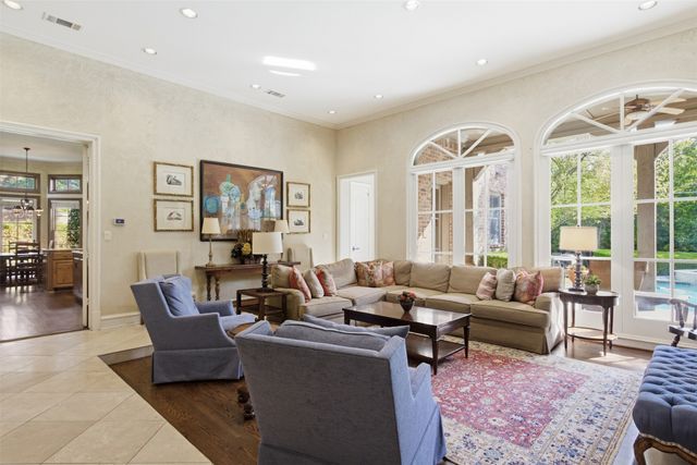 12046 Arbargee Circle, Dallas, TX 75230