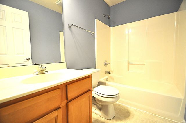 5014 Stern Line Court, South Bend, IN 46628
