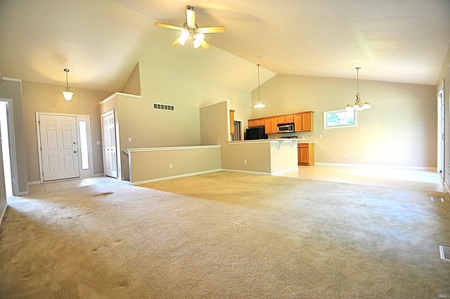 5014 Stern Line Court, South Bend, IN 46628