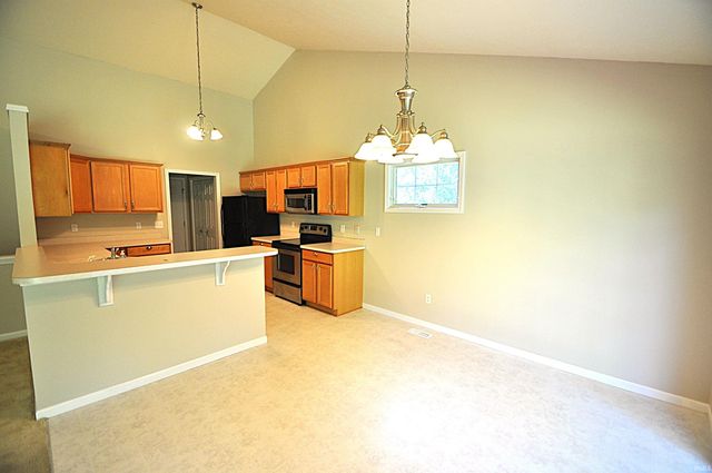5014 Stern Line Court, South Bend, IN 46628