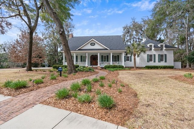 304 De la Gaye Pt, Beaufort, SC 29902
