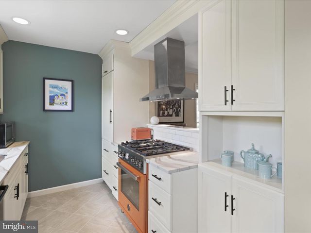610 S ROYAL ST, Alexandria, VA 22314