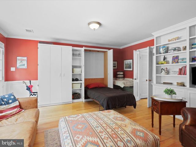 610 S ROYAL ST, Alexandria, VA 22314