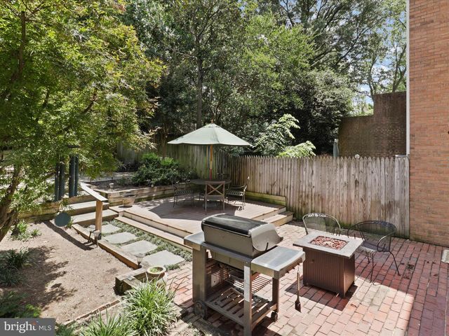 610 S ROYAL ST, Alexandria, VA 22314