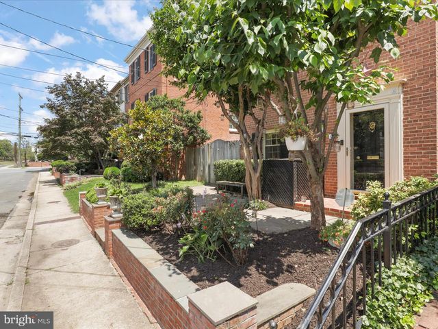 610 S ROYAL ST, Alexandria, VA 22314