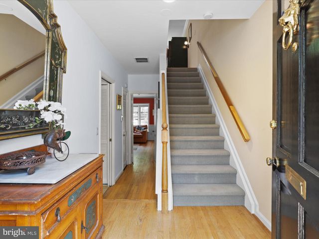 610 S ROYAL ST, Alexandria, VA 22314