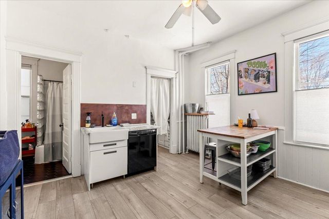 1911 Elliot Avenue, Minneapolis, MN 55404