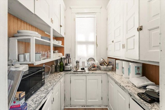 1911 Elliot Avenue, Minneapolis, MN 55404