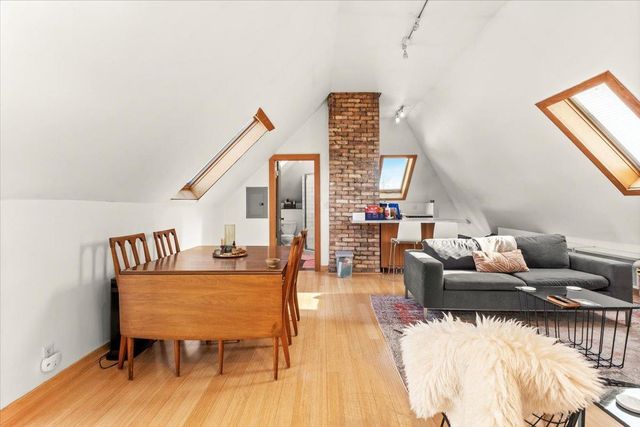 1911 Elliot Avenue, Minneapolis, MN 55404