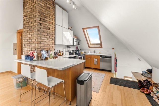 1911 Elliot Avenue, Minneapolis, MN 55404