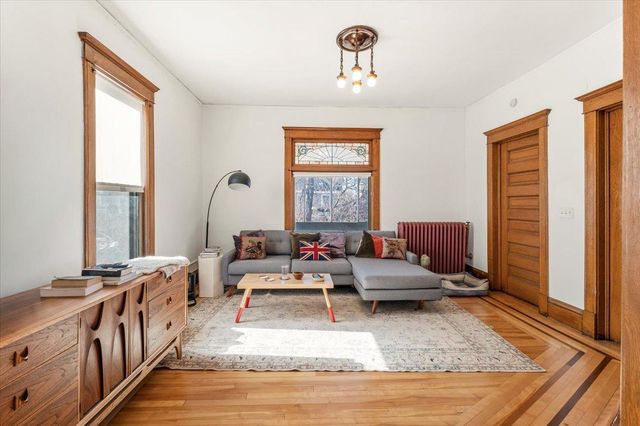 1911 Elliot Avenue, Minneapolis, MN 55404