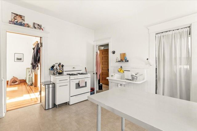 1911 Elliot Avenue, Minneapolis, MN 55404