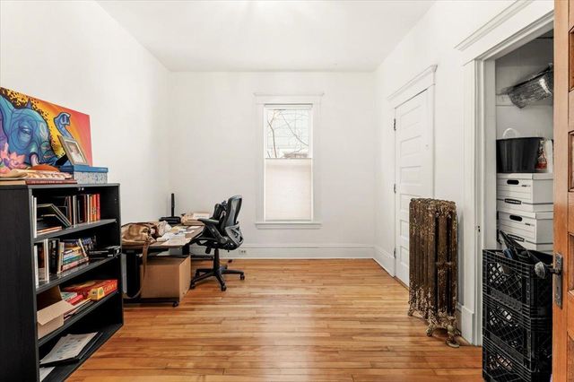 1911 Elliot Avenue, Minneapolis, MN 55404