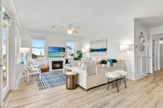 4231 Pointe West 103, Galveston, TX 77554