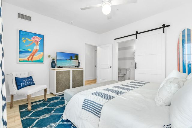 4231 Pointe West 103, Galveston, TX 77554