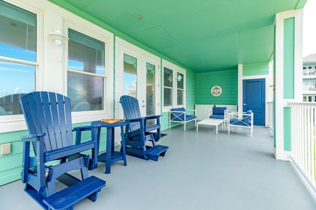 4231 Pointe West 103, Galveston, TX 77554
