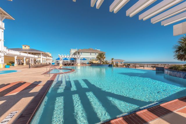 4231 Pointe West 103, Galveston, TX 77554