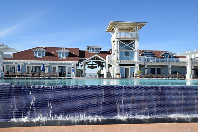 4231 Pointe West 103, Galveston, TX 77554